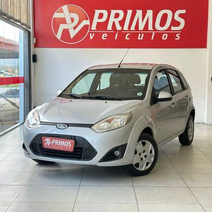 FORD FIESTA 1.0 ROCAM SE PLUS HATCH 8V FLEX 4P MANUAL